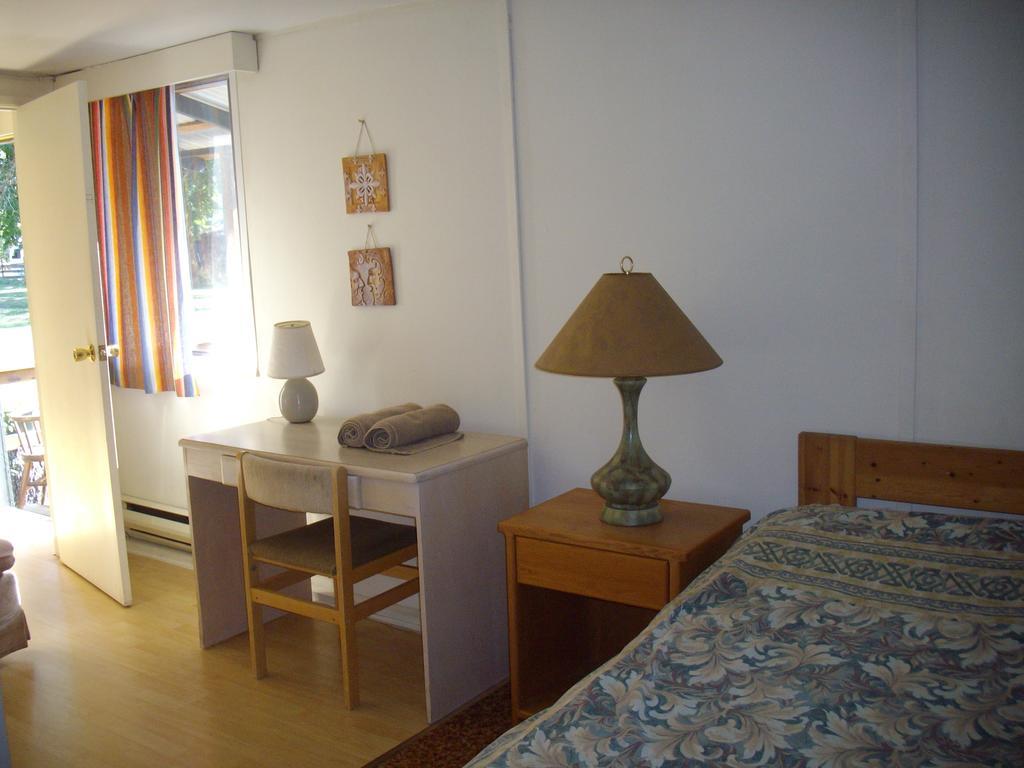 Lake Trail Guesthouse Cumberland Habitación foto
