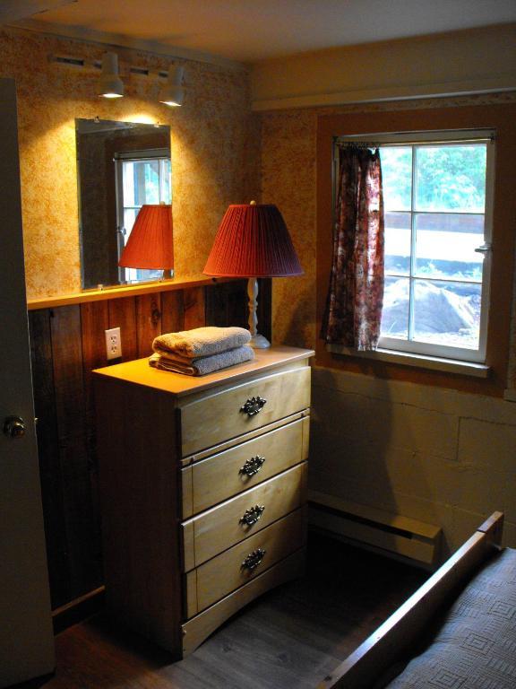 Lake Trail Guesthouse Cumberland Habitación foto